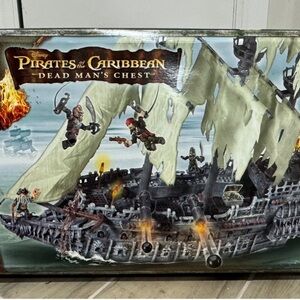 Pirates of the Caribbean Building Set